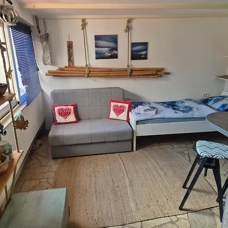 Apartamento Romantic Nest Near The Rijeka