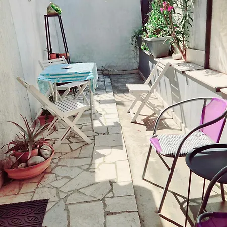 Romantic Nest Near The Apartamento *